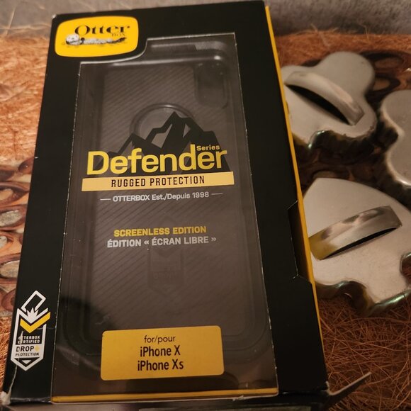 iphone x/xs case - OtterBox Defender w/bonus holster black - Picture 1 of 8